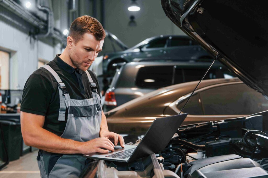 Auto Repair Software Trends & Future Growth In 2025